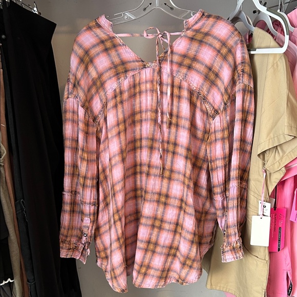 Free People Pink Plaid Top - Picture 5 of 5